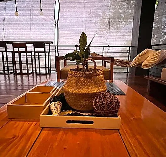 Balinese Inspired In The Highlands Of 4*